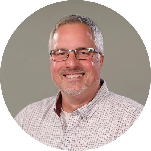 headshot of Tim Fowle