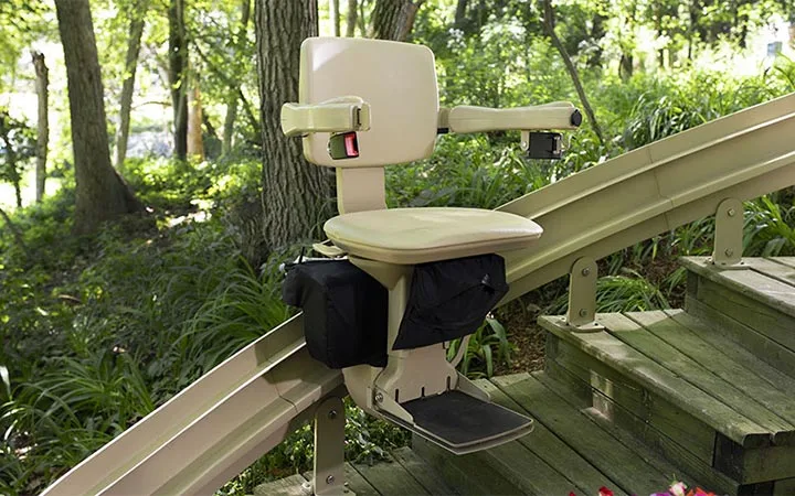 Bruno Elite curved outdoor stair lift