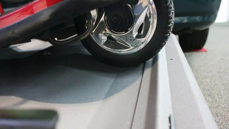 joey scooter lift wheel chock